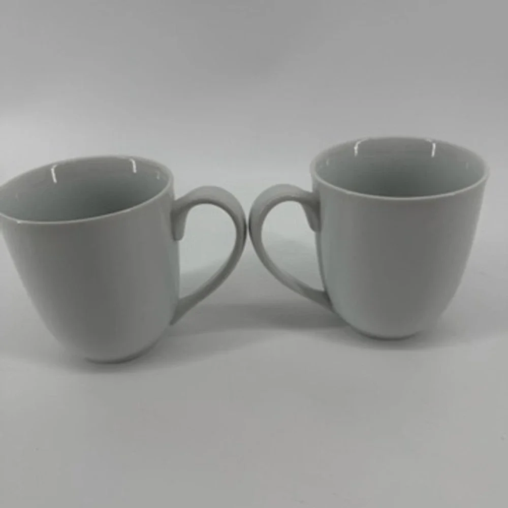 Pottery Barn Great White‎ Porcelain Coffee Mugs White Set of 2 Microwave Safe
